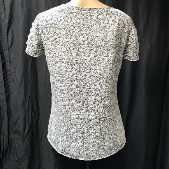 Banana Republic Women’s blouse size 6 animal print - Picture 6 of 8
